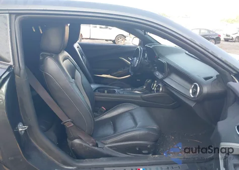 2017 Chevrolet Camaro 2Lt из США, поврежденный, VIN 1G1FD1RS5H0184431